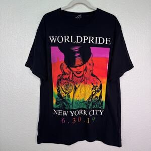 Madonna Shirt Large World Pride NYC Rainbow Graphic Tee Limited Edition 2019
